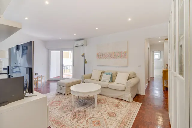 Apartamento T2 com excelente exposição solar nas Fontainhas | Cascais